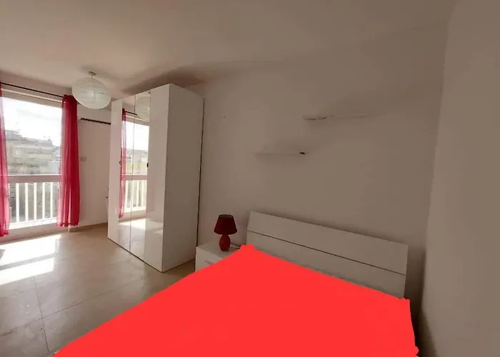 Anshu House Gæstehus *